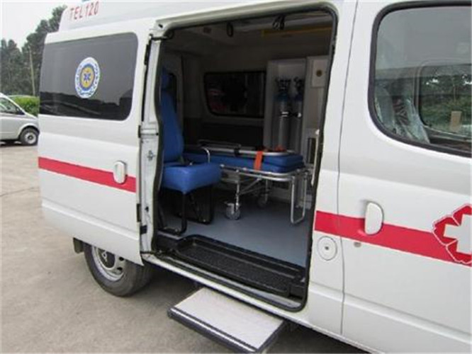 鄂托克前救护车出租服务案例7